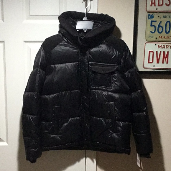 Koolaburra Jackets & Blazers - Koolaburra by UGG Hooded Water Resistant Puffer Jacket - Size L